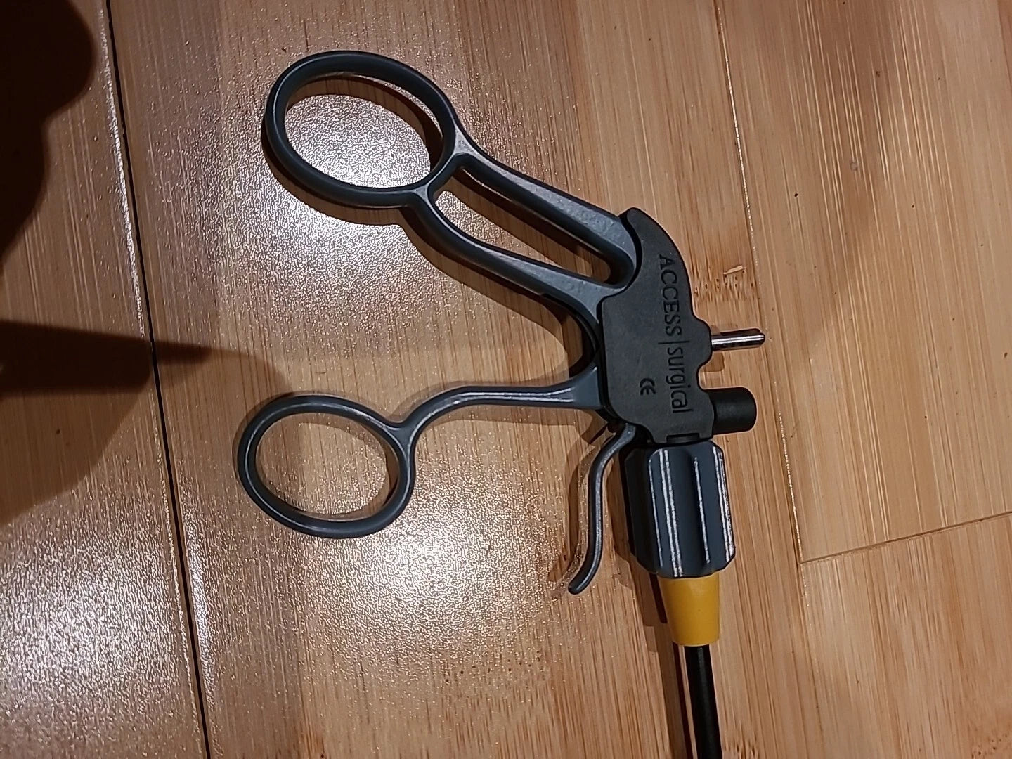 DS Symmetry Surgical Laparoscopic  Barriatric Bowel Forceps Locking