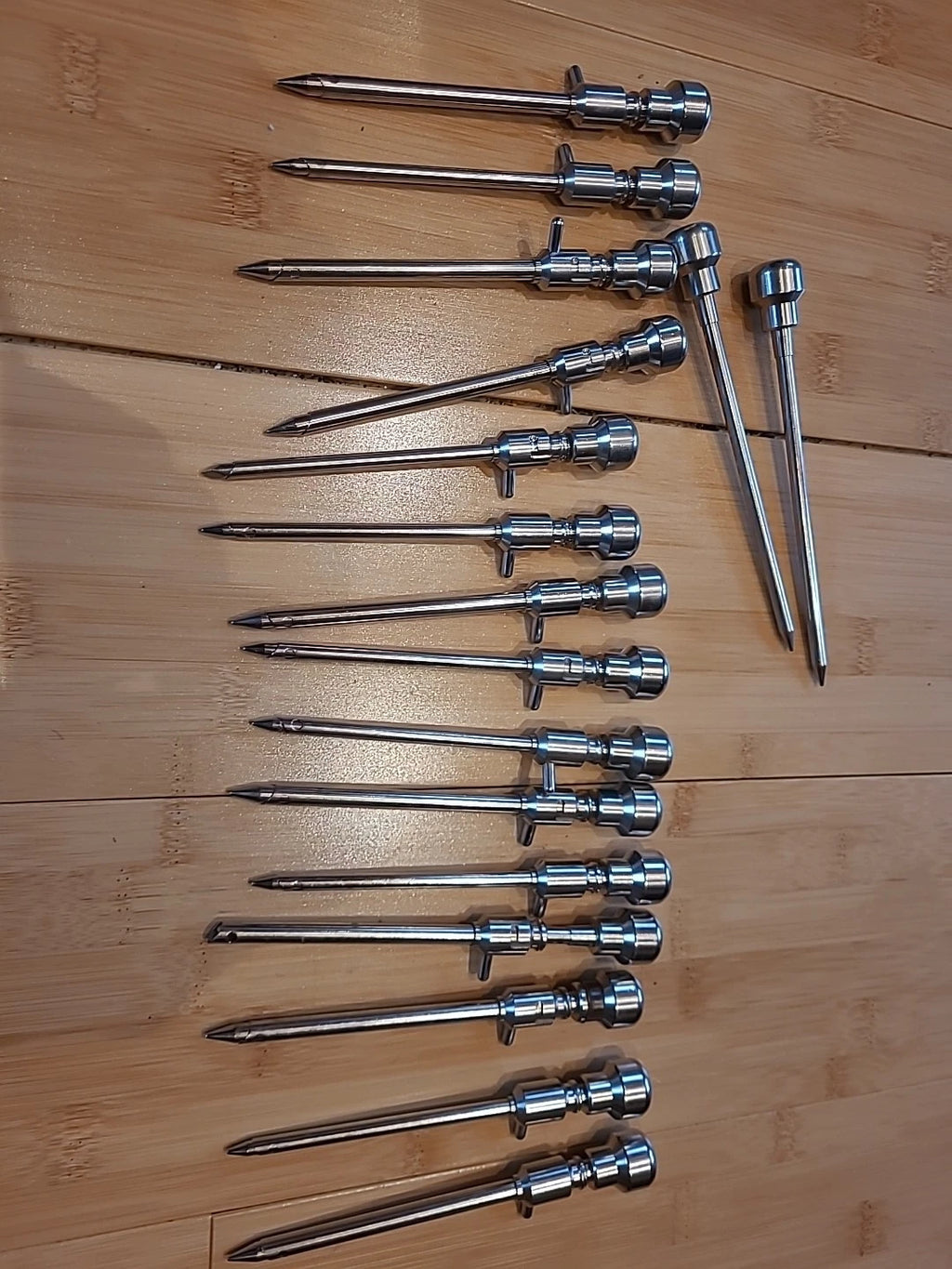 Dyonics Arthroscopy Lot Of 32 Instruments