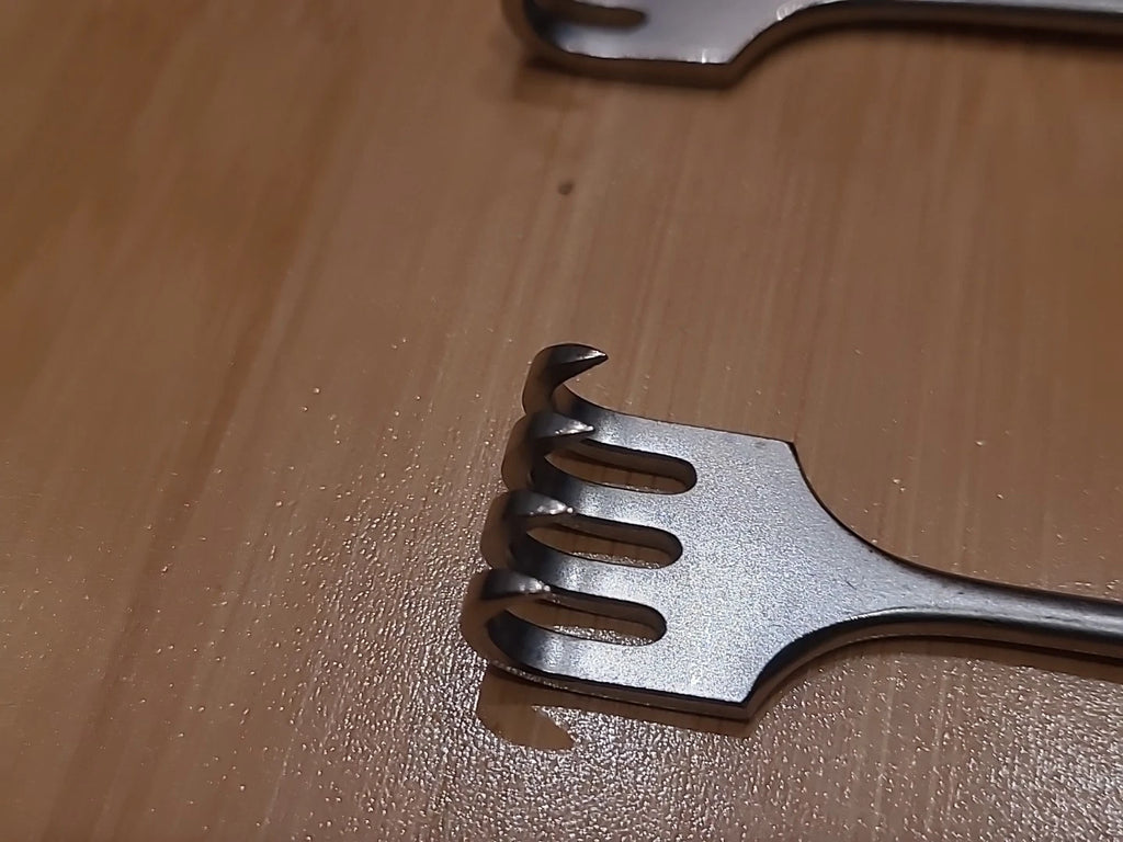 Aesculap Ortho/plastics 4 Prong Sharp Rake Retractor Set Of 2 BT224R