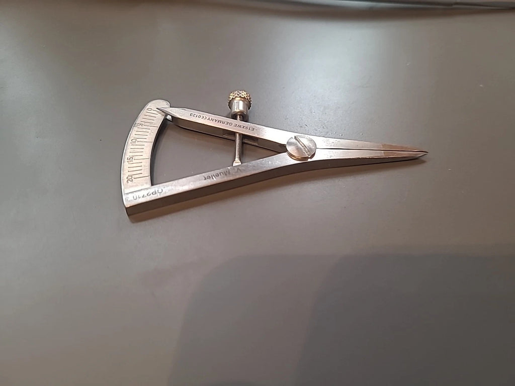 V.mueller Castroviejo Ophthalmology Cataract Caliper OP2710