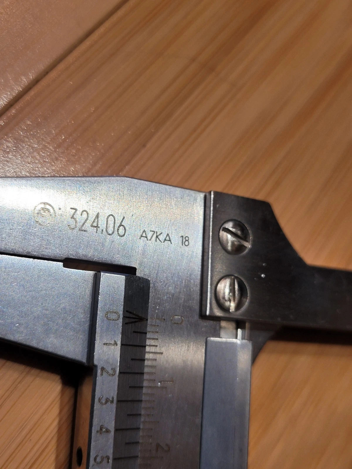 Synthes Spine Retractor Gauge Neuro 324.06