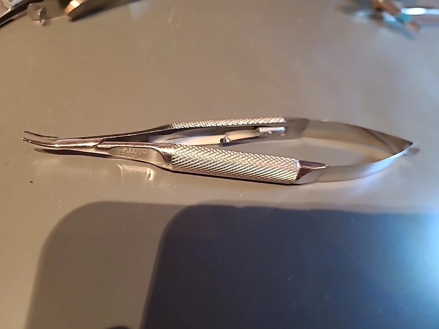 Karl Storz Ophthalmology cataract Curved Locking Forceps E3797