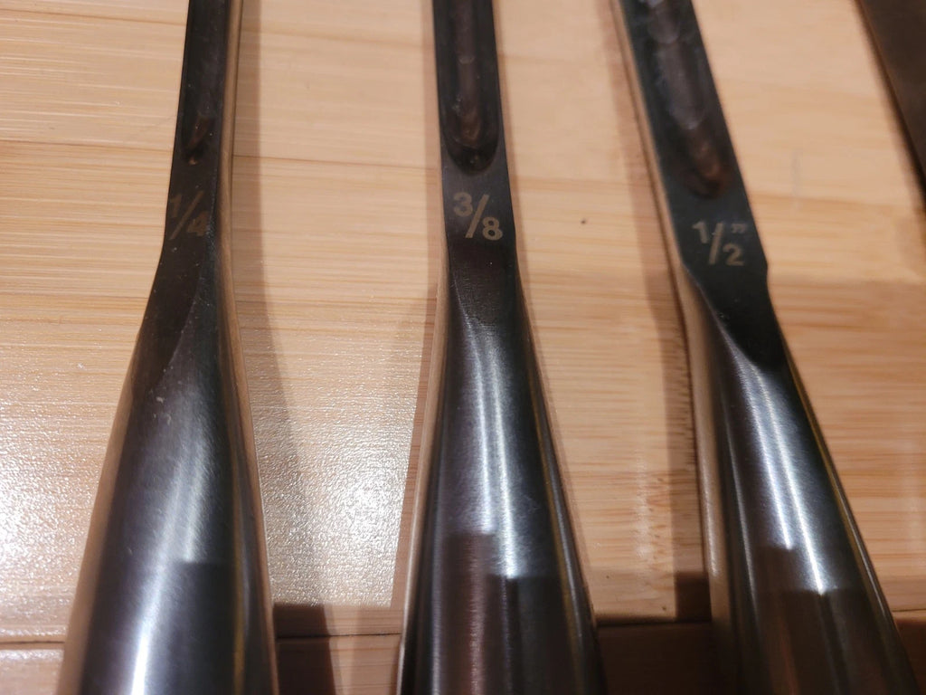 Codman Neuro Iliac Harvest Gouge Set