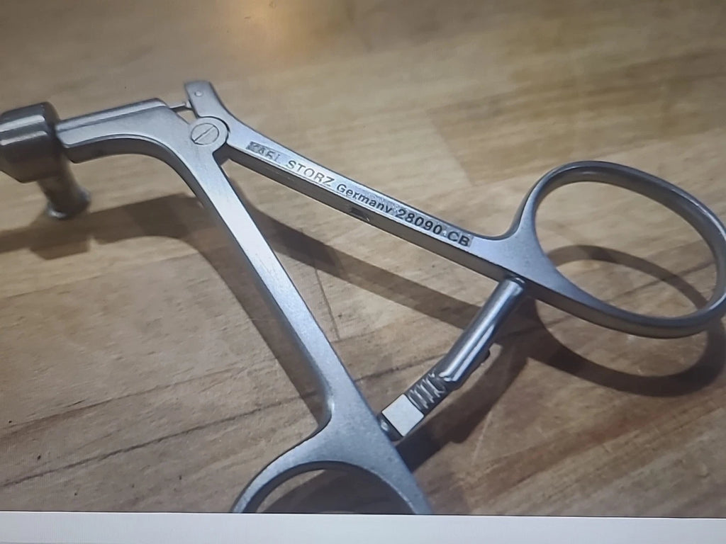 Karl Storz Laparoscopic Bowel Grasping forceps With Suct 28090CB