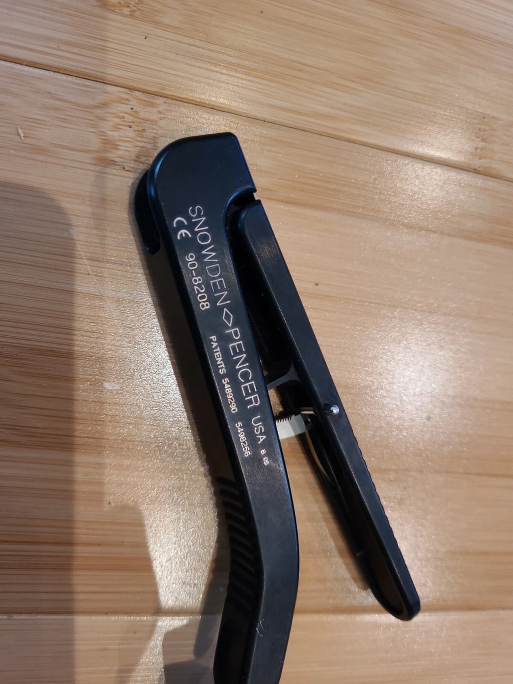 Snowden Pencer Laparoscopic Bariatric Needle Holder 90-8208 new