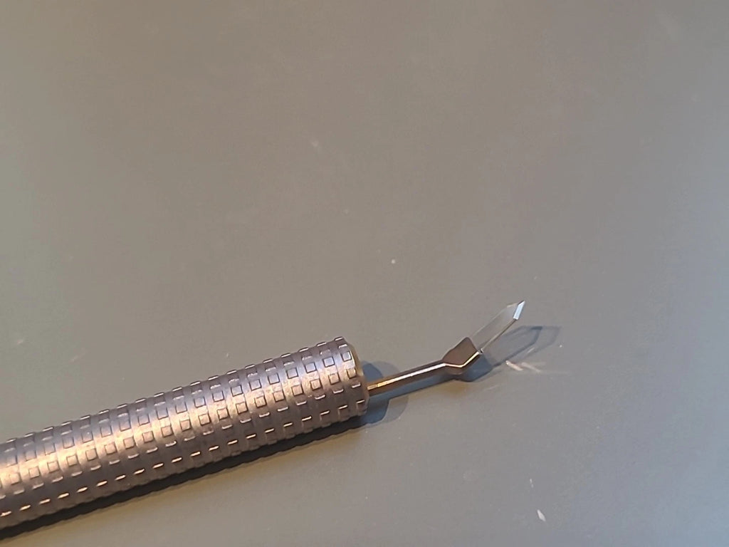 Diamontek Ophthalmology Cataract Diamond Knife Angled 440
