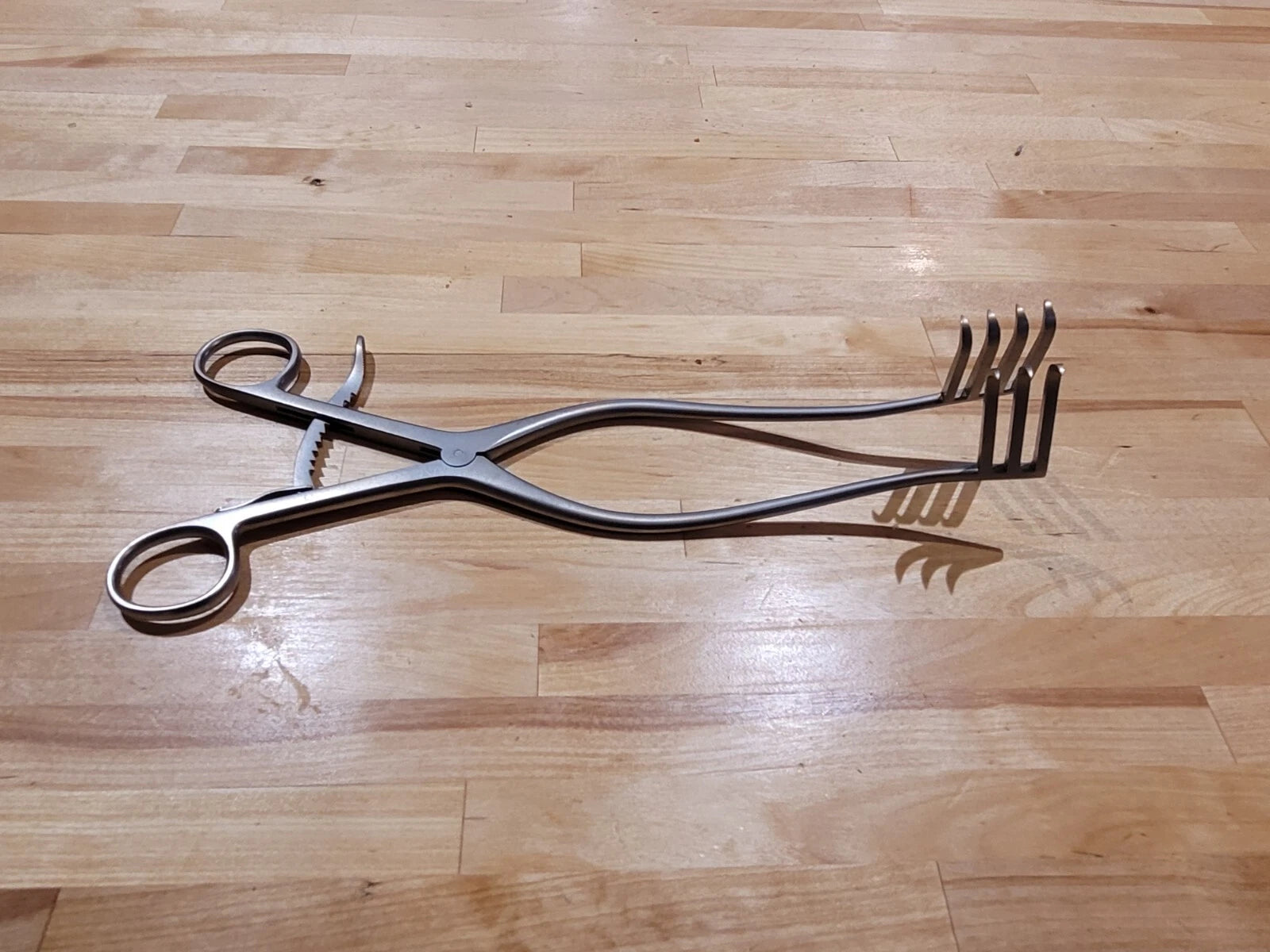 Aesculap Self Retaining Adson Retractor BV252R
