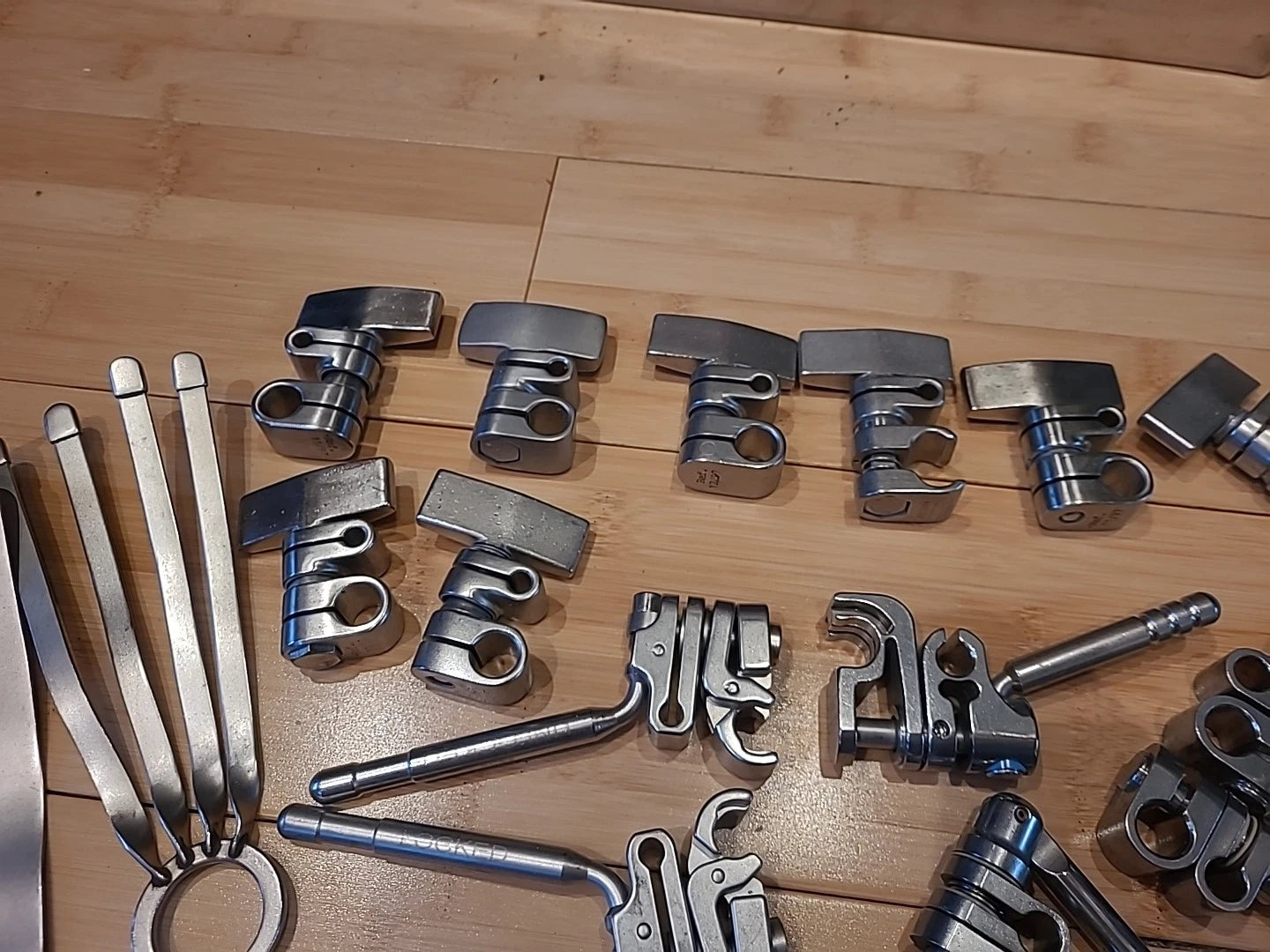 Thompson retractor Table Mounted Retractor Set Clamps And Extras