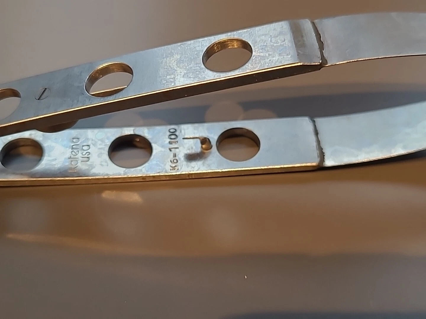 Katena Ophthalmology Cataract Locking Holder k6-1100