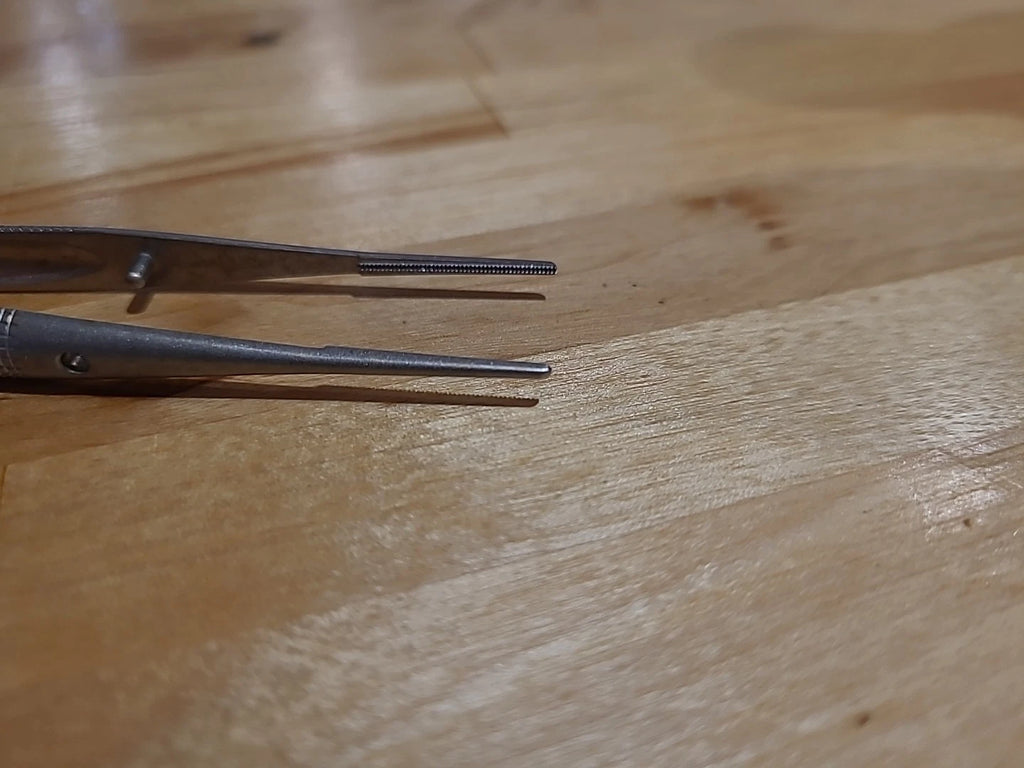 Assi Synovis MICROVASCULAR Holder Satt Forceps Debakey FRS-18 RM-8AT