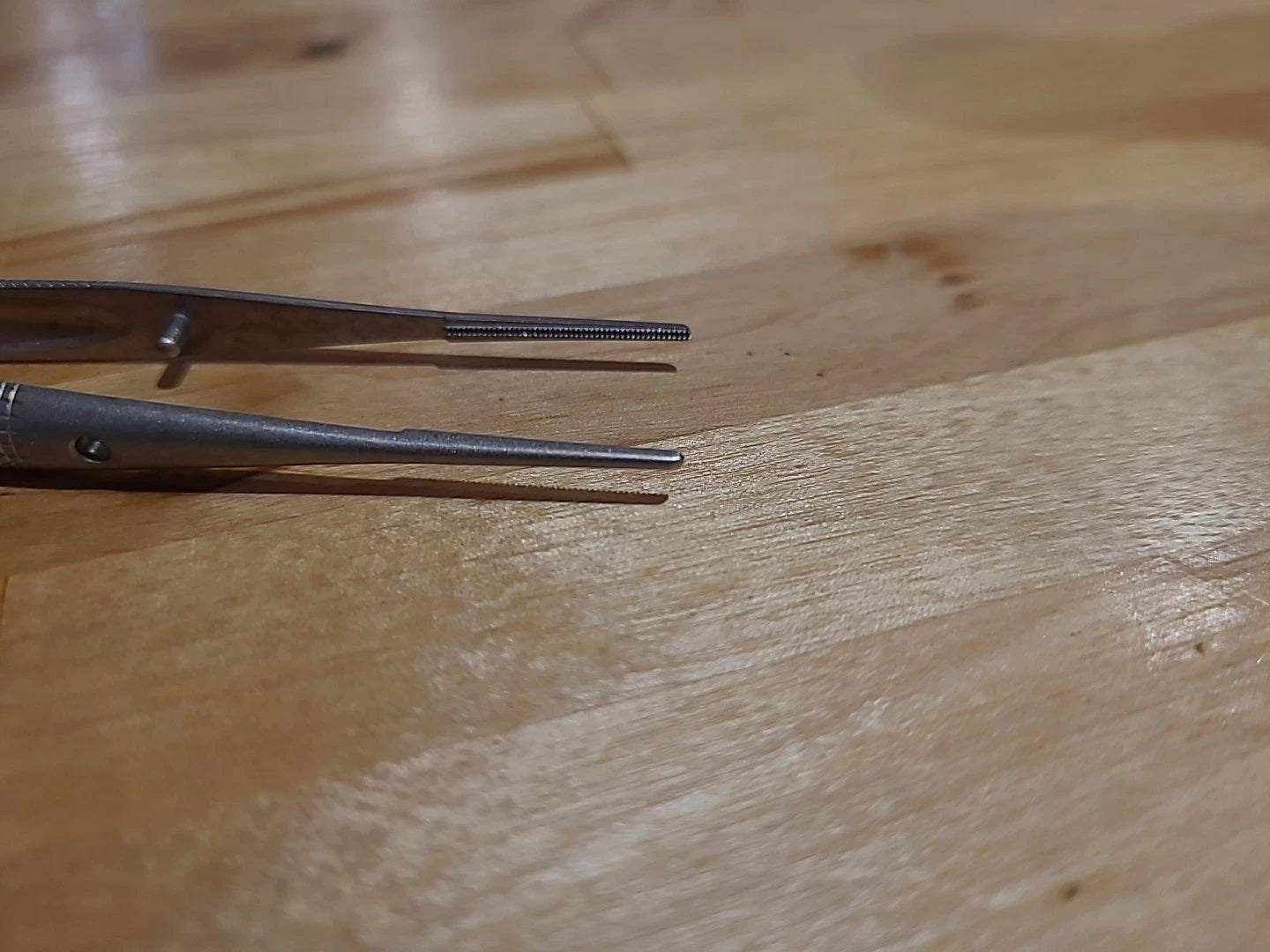 Assi Synovis MICROVASCULAR Holder Satt Forceps Debakey FRS-18 RM-8AT
