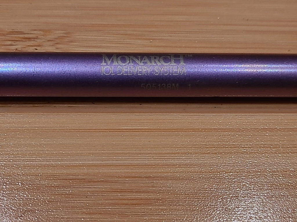 DS Alcon IOL Delivery Monarch Opthalmology