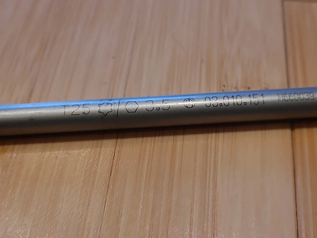 Synthes spine 3.5 T25 Star Orthopedic Driver 03.010.151