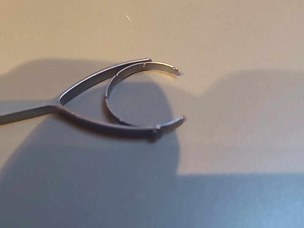 Karl Storz Ophthalmology Cataract Thornton Fine Ring Fix Titanium et9020