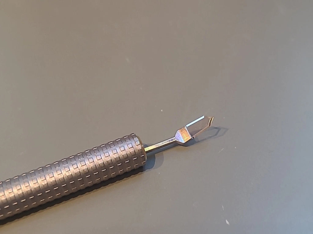 Diamontek Ophthalmology Cataract Diamond Knife Angled 440