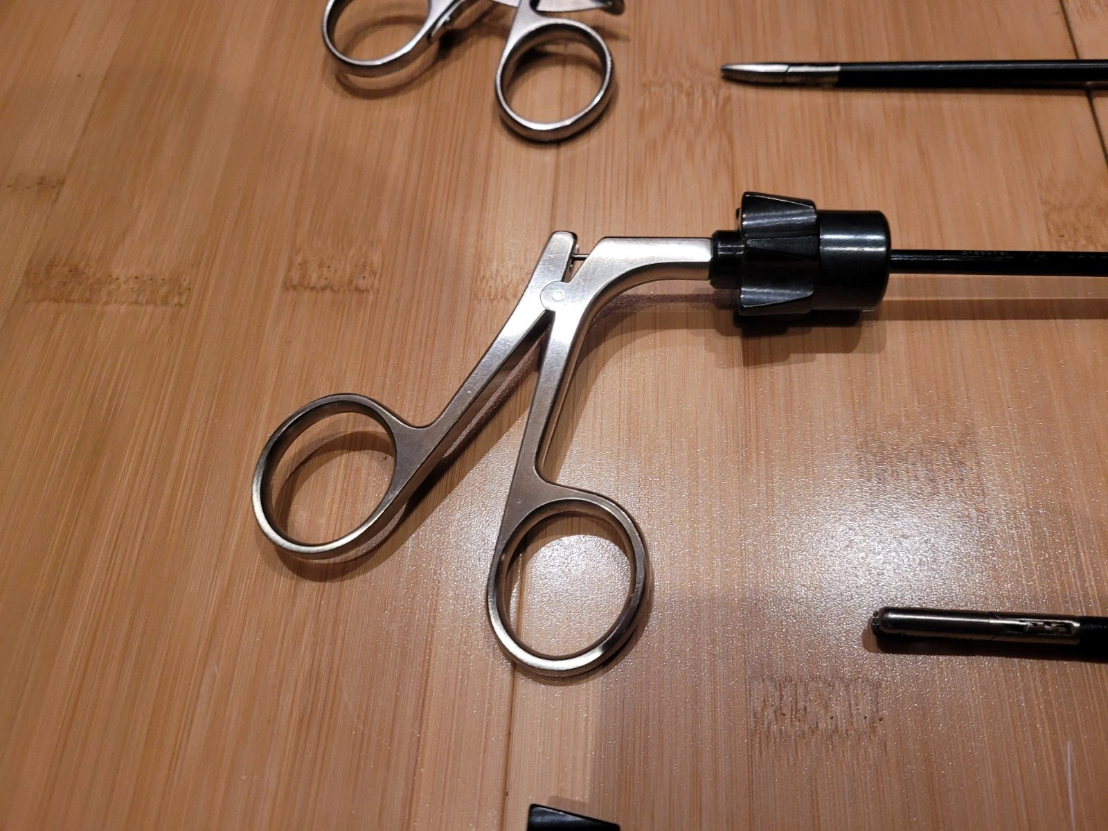JARIT ROTO-LOK w/ rotating knob Set Of 6 Laparoscopic