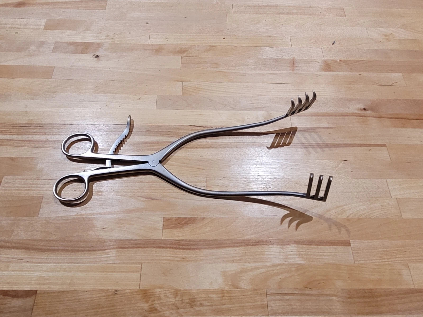 Aesculap Self Retaining Adson Retractor BV252R
