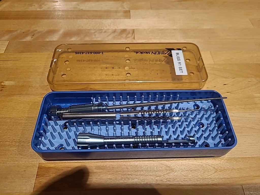 Bausch/ Karl storz IOL Loading Ophthalmology Set Blis r1