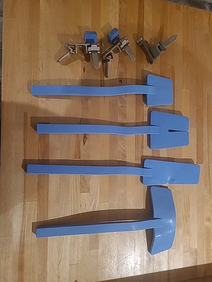 V.mueller malleable Spatula Retractor Set